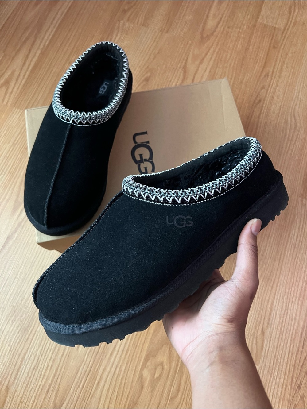 Black Tasman II UGGs Women’s 12